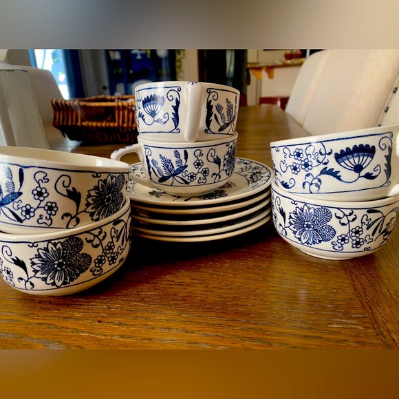 Kitchen Perfect Unique Gift Vintage Blue And White Tea Cups And